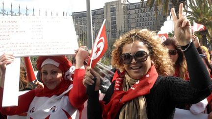 Manifestation le 8 mars 2014 à Tunis pour que les femmes puissent épouser un non-musulman. (FETHI BELAID / AFP)