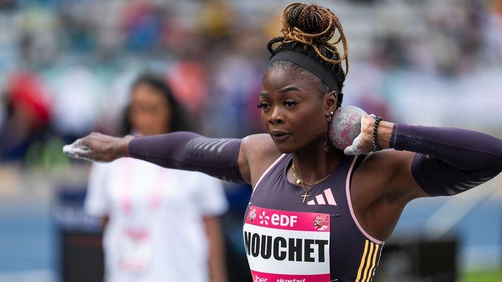 Alexandra Nouchet lors de son épreuve de lancer du poids en catégorie F63 lors de l'Open Handisport Paris, le 14 juin 2024. (YONATHAN KELLERMAN)