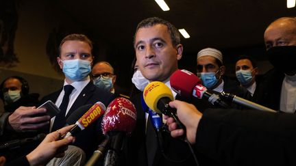 Le ministre de l'Intérieur, Gérald Darmanin, le 5 octobre 2020, à&nbsp;Rillieux-la-Pape&nbsp;(Rhône).&nbsp; (OLIVIER CHASSIGNOLE / AFP)