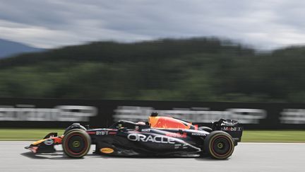 Max Verstappen a encore une fois survolé la course, lors du Grand Prix d'Autriche, le 2 juillet 2023. (VLADIMIR SIMICEK / AFP)