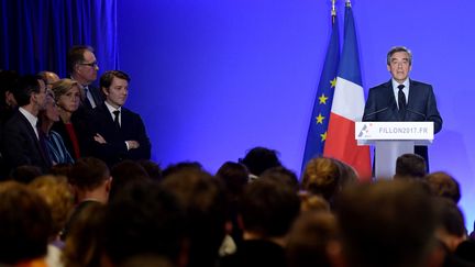 François Fillon lors de sa conférence de presse du 1er mars 2017.&nbsp; (CHRISTOPHE ARCHAMBAULT / AFP )