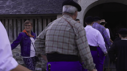 Pays basque : à la découverte de la pastorale, une pièce de théâtre qui parle de l’histoire (France 2)