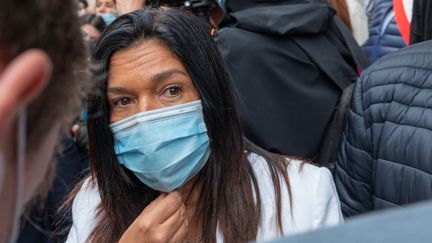 Samia Ghali, deuxième adjointe à la mairie de&nbsp;Marseille, lors d'une manifestation de restaurateurs dans la cité phocéenne, le 25 septembre&nbsp;2020. (PHILIPPE MAGONI/SIPA)