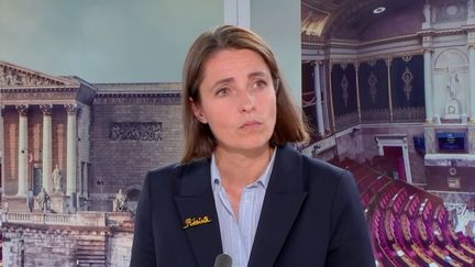 Sophie Binet, secrétaire générale de la CGT est l'invitée du 19/20 info, jeudi 4 juillet, à trois jours du second tour des élections législatives. (franceinfo)