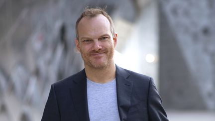 Le pianiste et chef d'orchestre Lars Vogt en octobre 2019 (JEAN-BAPTISTE PELLERIN / ORCHESTRE DE CHAMBRE DE PARIS)