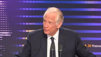 Dominique de Villepin était invité du "8h30 franceinfo". (CAPTURE D'ECRAN / FRANCEINFO / RADIO FRANCE)