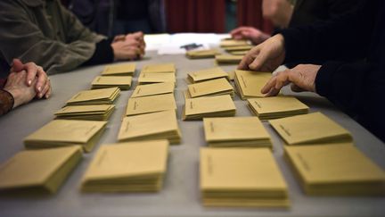 Lors du second tour de la pr&eacute;sidentielle en 2007, 1,44% des bulletins &eacute;taient "blancs ou nuls", selon le minist&egrave;re de l'Int&eacute;rieur. (JEFF PACHOUD / AFP)