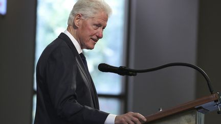 Bill Clinton s'exprime pendant les obsèques&nbsp;du député John Lewis,&nbsp;le 30 juillet 2020, à Atlanta (Géorgie,&nbsp;Etats-Unis).&nbsp; (AFP)