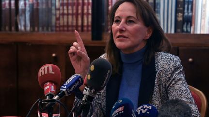 Ségolène Royal lors d'une conférence de presse pour soutenir la candidature de&nbsp;Samia Ghali à la mairie de Marseille, dans la ville phocéenne, le 23 janvier 2020. (CHRISTOPHE SIMON / AFP)