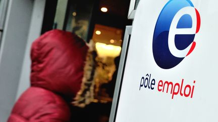 Une agence P&ocirc;le emploi &agrave;&nbsp;Villeneuve-d'Ascq (Nord), le 27 d&eacute;cembre 2013. (PHILIPPE HUGUEN / AFP)