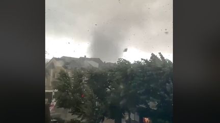 Intempéries : tornade spectaculaire dans l'est de la France