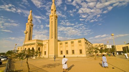 La Mauritanie est régie par la charia, une loi islamique qui interdit les comportements homosexuels (photo de la mosquée centrale de Nouakchott prise le 5 février 2008). (ROBERT HARDING PREMIUM / ROBERT HARDING PREMIUM)