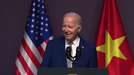 Etats-Unis : Joe Biden apparaît confus lors d’une conférence de presse au Vietnam (franceinfo)