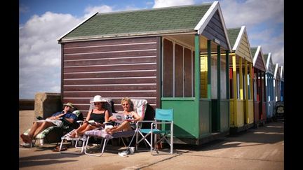 Thème « Seaside »: hors du temps, scènes de bords de mer colorées et (a)typiques des plages d’Eastbourne.
 (David Bebber)