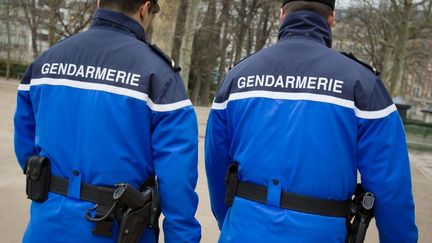 La gendarmerie a fait le rapprochement entre le meurtre d'un couple dans le Val-d'Oise et celui d'un bijoutier &agrave; Paris &agrave; quelques mois d'intervalle, en 2011. (LOIC VENANCE / AFP)