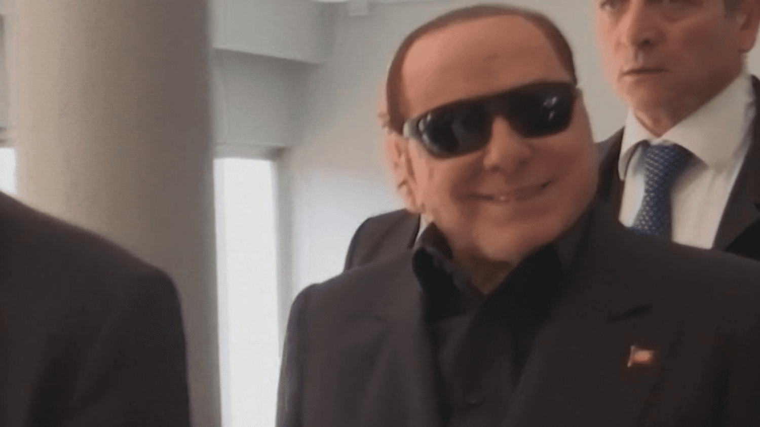 Mort De Silvio Berlusconi : La Disparition D’un Homme Politique Sulfureux