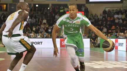 Limoges dans la course aux play-offs (PASCAL LACHENAUD / MAXPPP)