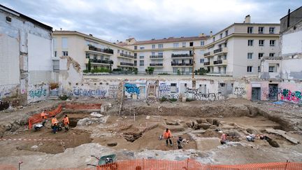 Chantiers de fouilles à Nîmes, tranche 1. Vue au sol de la première tranche du chantier (PASCAL DRUELLE / INRAP)