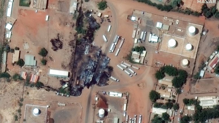 An explosion in the streets of Khartoum, Sudan, on April 17, 2023. (HANDOUT / SATELLITE IMAGE 2022 MAXAR TECH / AFP)