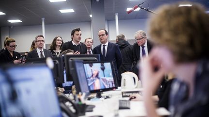  (François Hollande, président de la République chez Showroomprivé.com le 1er mars 2016 © Maxppp)