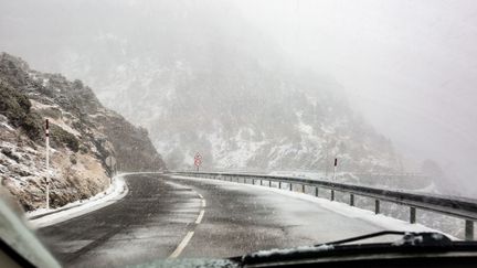 Un accident de car fait au moins deux morts et cinq blessés graves à Porté-Puymorens, dans les Pyrénées-Orientales