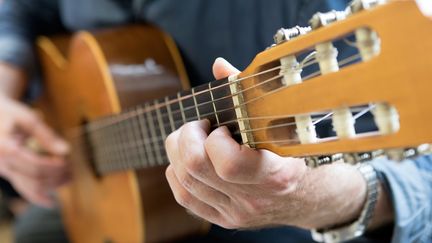 Musique : avec les confinements, les ventes de guitares ont explosé