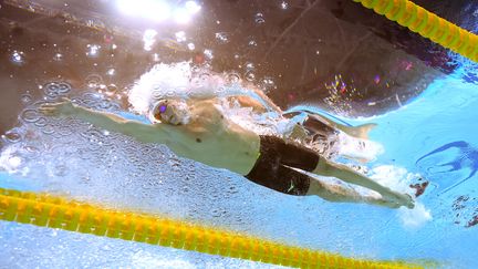 Le Français Maxime Grousset lors de la finale du 100 mètres nage libre aux championnats du monde de natation, le 22 juin 2022, à Budapest. (FRANCOIS-XAVIER MARIT / AFP)