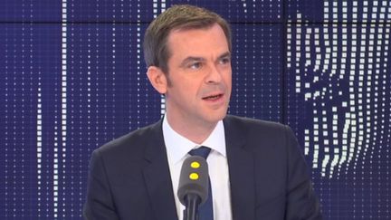 Le ministre de la Santé, Olivier Véran,sur franceinfo mardi 10 mars 2020. (FRANCEINFO / RADIOFRANCE)