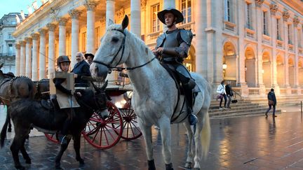 Don Quichotte et son fidèle Sancho Panza devant l'opéra de Bordeaux 
 (Frédéric Desmesure )