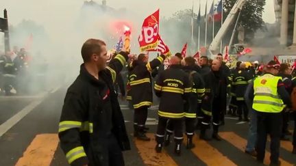 Colère des pompiers : une fin de manifestation sous haute tension