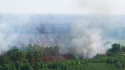 Incendies en Gironde&nbsp;: l’Agence régionale de santé recommande notamment de laisser couler l’eau du robinet avant de la boire (FRANCE 2)