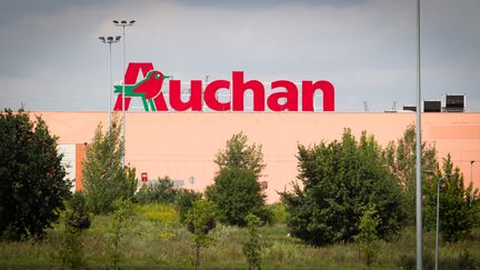 Un hypermarché Auchan à Bydgoszcz, en Pologne, en août 2016. (JAAP ARRIENS / NURPHOTO)