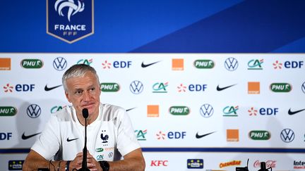 A la veille d'affronter la Bulgarie au Stade de France, Didier Deschamps est apparu moins taquin que lors de ses dernières conférences de presse (FRANCK FIFE / AFP)