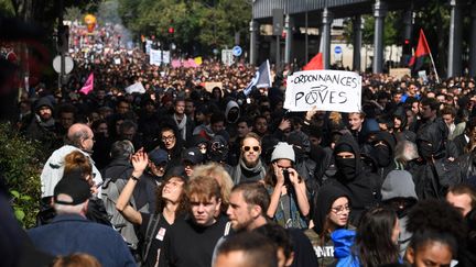 La manifestation contre la réforme du Code du travail, le 12 septembre 2017, à Paris. (ALAIN JOCARD / AFP)