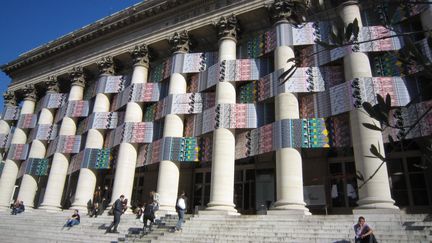 Le palais Brogniart rhabillé par Pierre Louis Mascia
 (Corinne Jeammet)