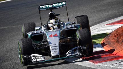 Le pilote britannique Lewis Hamilton