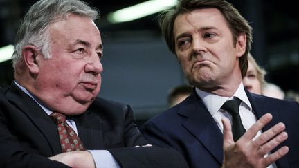 Gérard Larcher et François Baroin, le 20 mai 2017, lors d'un meeting organisé au&nbsp;Parc floral de Paris. (SIMON LAMBERT / HAYTHAM-REA)