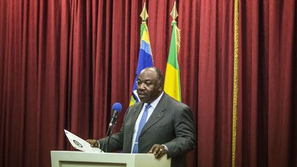 Le président Ali Bongo en conférence de presse, le 1er septembre 2016. (MARCO LONGARI / AFP)