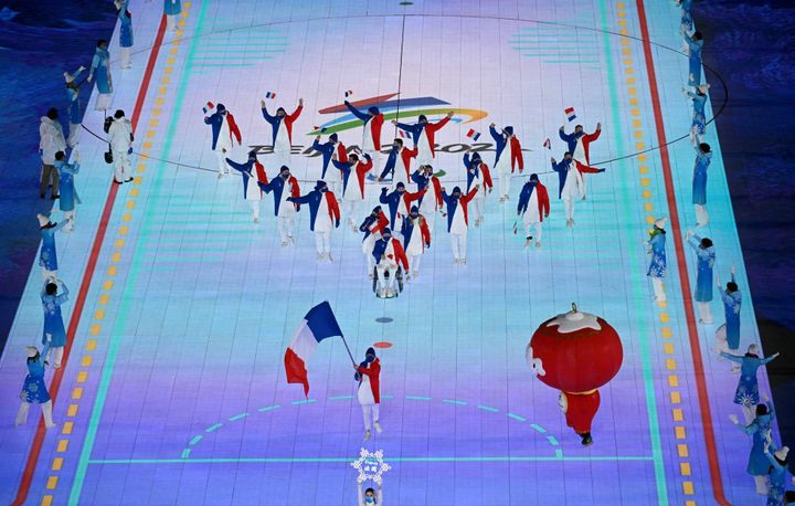 La délégation française à la cérémonie d'ouverture des Jeux paralympiques à Pékin, le 4 mars 2022. (WANG Zhao / AFP)