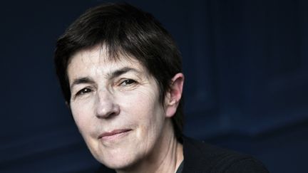 L'écrivaine Christine Angot à Paris, le 26 octobre 2021. (STEPHANE DE SAKUTIN / AFP)