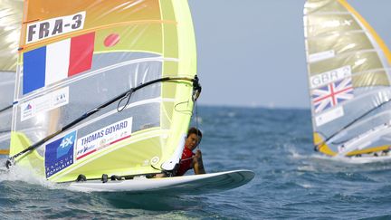 Thomas Goyard lors de la deuxième étape de la Coupe du monde de RS:X en 2017 à Santander. (LUIS TEJIDO / EFE / MAXPPP)