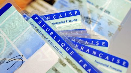 Colère contre la nouvelle carte d'identité