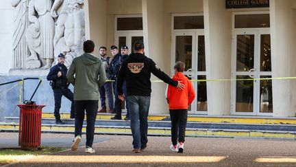 Une cellule d'écoute et d'aide psychologique a été activée au sein du lycée Gambette d'Arras (Pas-de-Calais) au lendemain de l'attaque le 14 octobre 2023 (DENIS CHARLET / AFP)