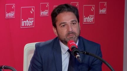 Arnaud Robinet, maire Horizons de Reims et président de la Fédération hospitalière de France, était samedi 3 décembre l'invité de France Inter. (FRANCE INTER / RADIO FRANCE)