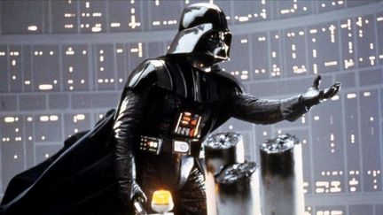 Dark Vador (Dave Prowse) dans &quot;Star Wars, épisode 5 : L&#039;Empire contre-attaque&quot; d&#039;Irvin Kershner
 (Lucasfilms)