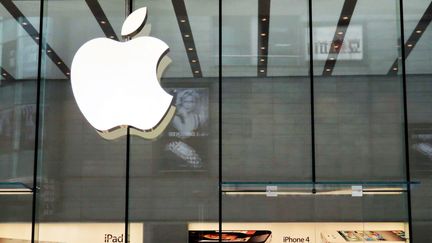 Un Apple Store &agrave; Shanga&iuml;, en Chine, le 21 septembre 2011. (JING WEI / IMAGINECHINA)