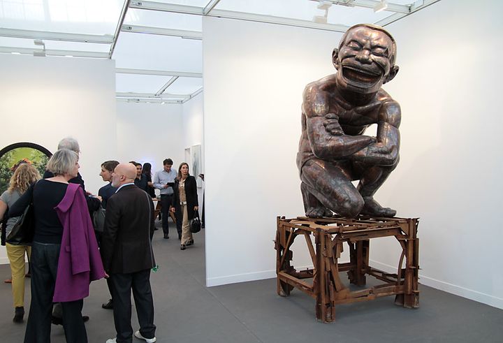 "The Tao Laughter N&deg;1" (2012), du Chinois Yue Minjun,&nbsp;le 23 octobre 2013, &agrave; Paris. (ELODIE DROUARD / FRANCETV INFO)