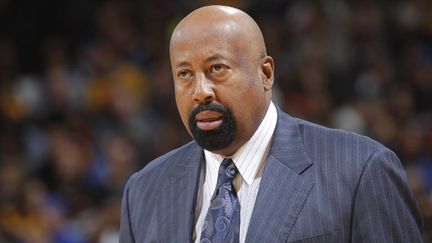 Mike Woodson n'est plus l'entraîneur des Knicks (ROCKY WIDNER / NBAE / GETTY IMAGES)