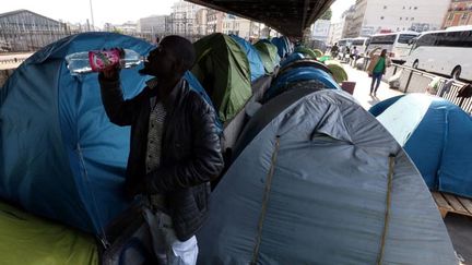 &nbsp; (Le plan prévoit la création de 10 500 places d'hébergements supplémentaires © MaxPPP)