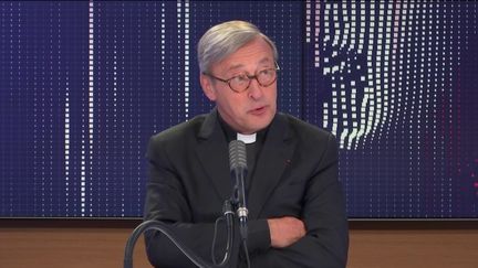 Monseigneur Patrick Chauvet, recteur-archiprêtre de la cathédrale Notre-Dame de Paris, était l'invité de franceinfo, vendredi 24 août 2020.&nbsp; (FRANCEINFO / RADIOFRANCE)